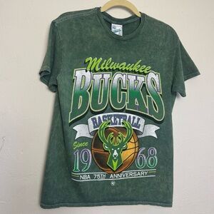 Milwaukee Bucks NBA Basketball T-shirt